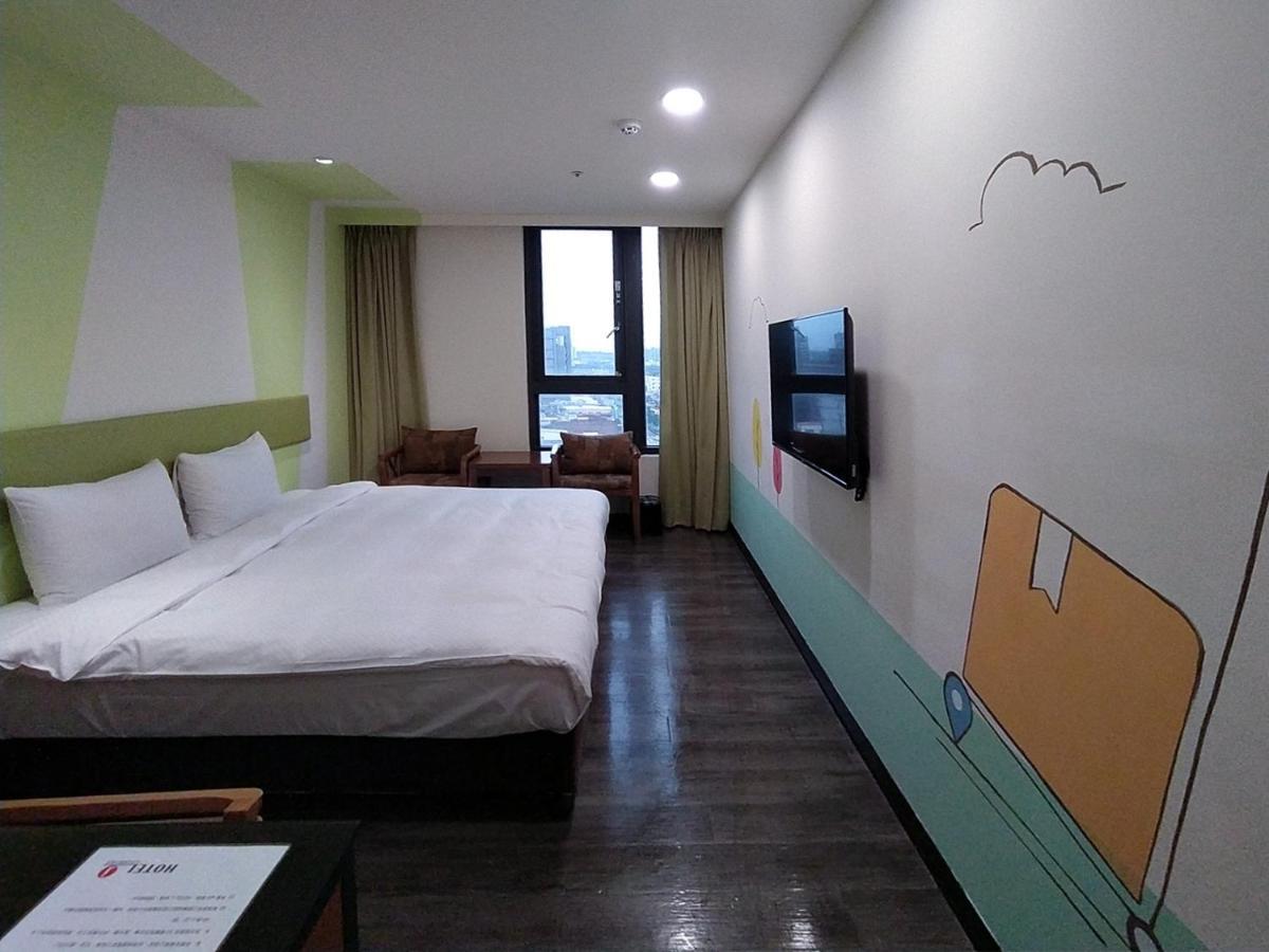 Hotel J Taoyuan Pingzhen Экстерьер фото