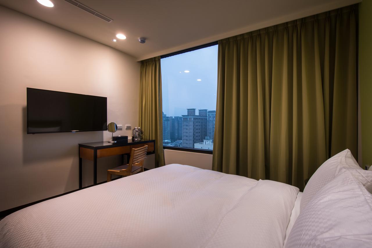 Hotel J Taoyuan Pingzhen Экстерьер фото